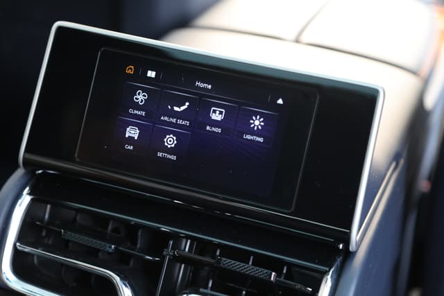 Infotainment System Image - 7060