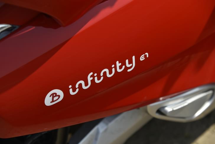 Bounce Infinity E1 Color Red