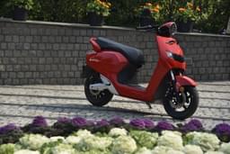 Bounce Infinity E1 Front Left Three Quarter