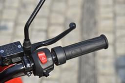 Bounce Infinity E1 Color Black