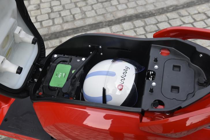 Bounce Infinity E1 Color Red