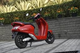 Bounce Infinity E1 Front Left Three Quarter