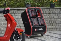 Bounce Infinity E1 Color Red