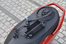 Bounce Infinity E1 Color Red