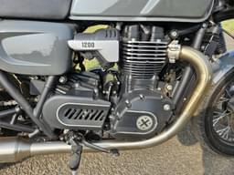 Brixton Motorcycles Cromwell 1200 Front Right Three Quarter