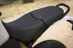 Ducati Desertx Color Black