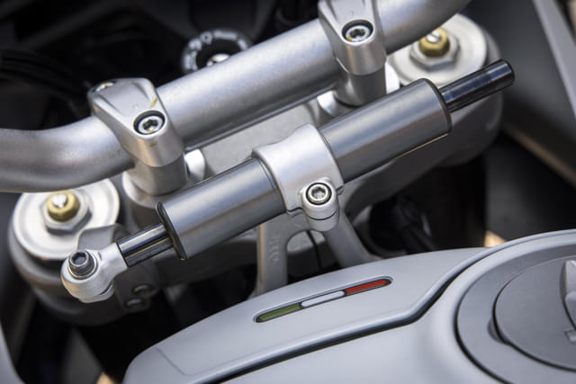 Color Silver Image - 23096