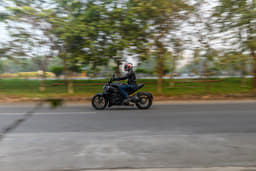 Ducati Diavel V4 Color Black