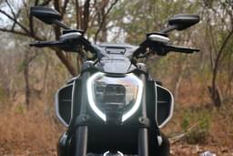 Ducati Diavel V4 Front View
