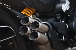 Ducati Diavel V4 Color Black