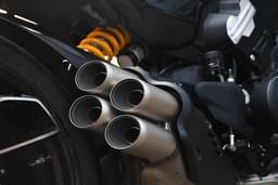 Ducati Diavel V4 Color Black