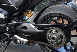 Ducati Diavel V4 Color Black