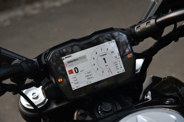 Ducati Diavel V4 Color Black