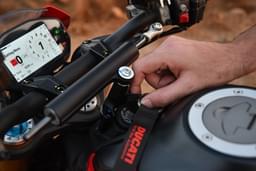 Ducati Monster 937 Color Black