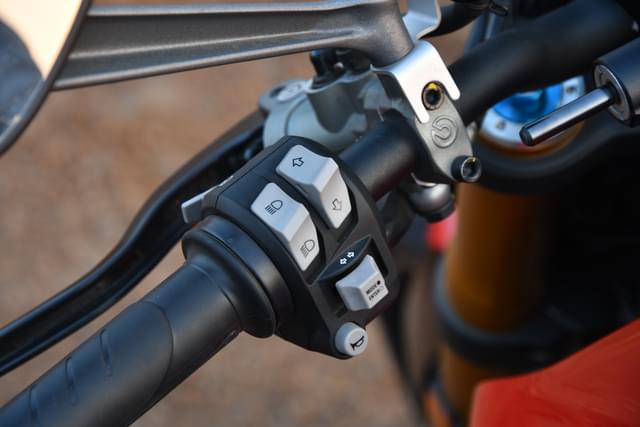 Color Black Image - 23030