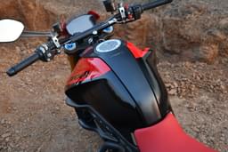 Ducati Monster 937 Color Red