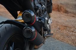 Ducati Monster 937 Exhaust Pipes