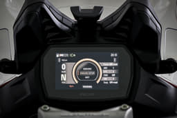 Ducati Multistrada V2 Low Oil Indicator