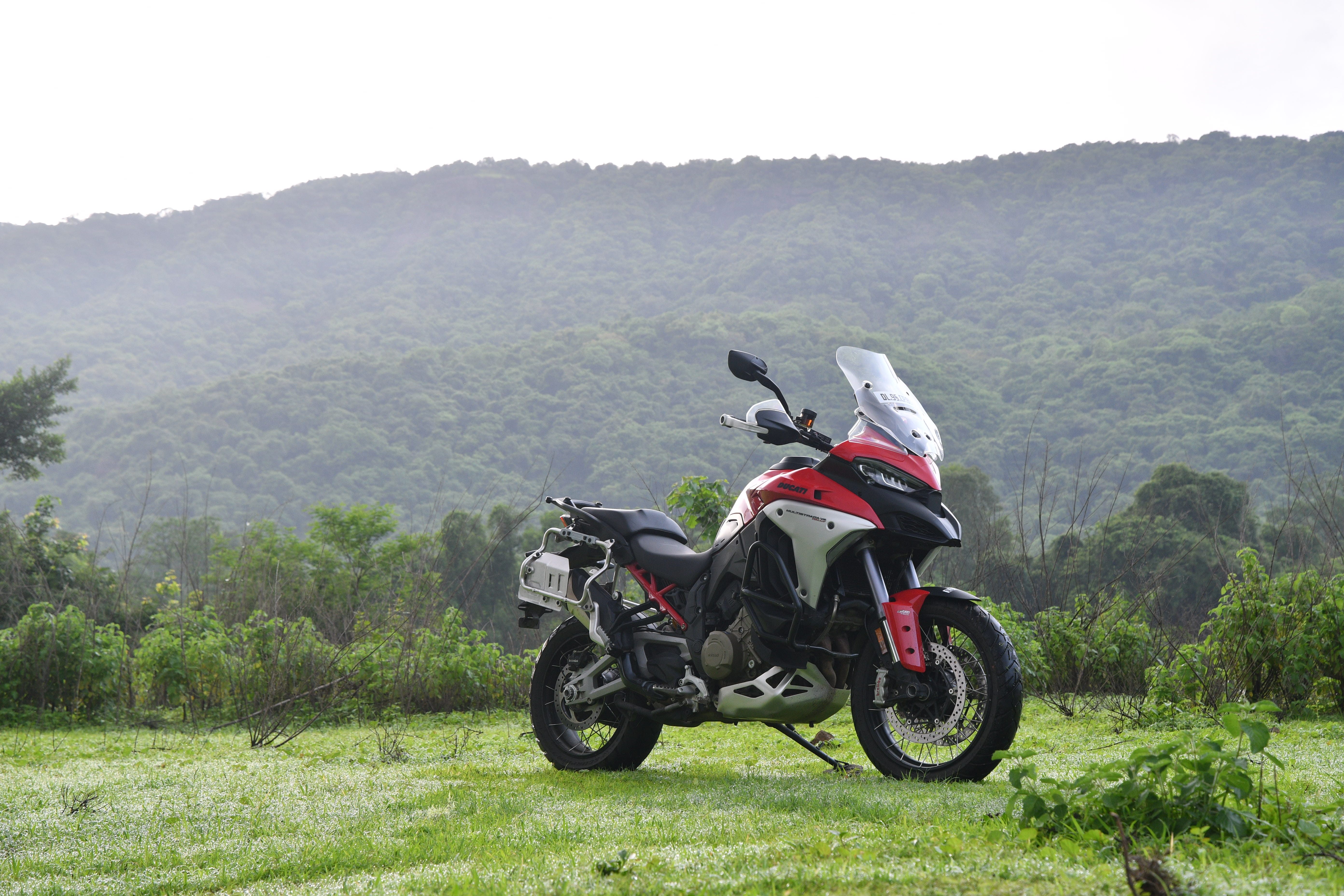 Ducati Multistrada V4 Standard On-Road Price – Features, Specs