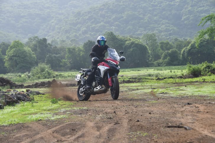 Ducati Multistrada V4 Front Right Three Quarter