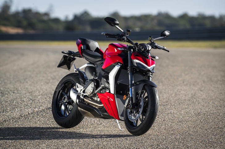 Ducati Streetfighter V2