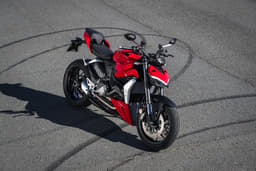 Ducati Streetfighter V2 Front Right Three Quarter
