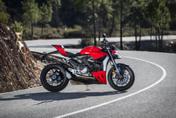 Ducati Streetfighter V2 Front Right Three Quarter