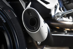 Ducati Streetfighter V2 Exhaust Pipes