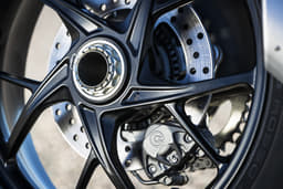 Ducati Streetfighter V2 Color Black