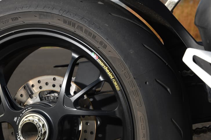 Ducati Streetfighter V4 Color Black