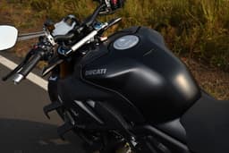 Ducati Streetfighter V4 Closed Fuel Lid