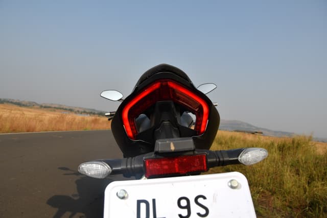 Rear View Image - 23392