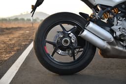 Ducati Supersport Color Black
