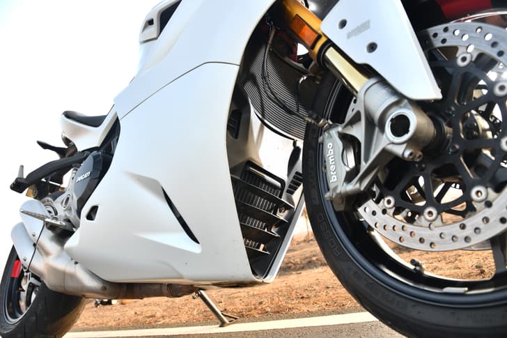 Color White