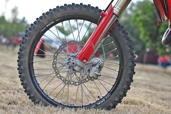 Ducati Desmo450 Mx Color Red, Black
