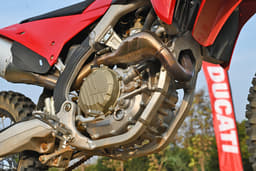 Ducati Desmo450 Mx Color Red
