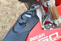Ducati Desmo450 Mx Closed Fuel Lid