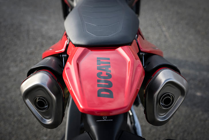 Exhaust Pipes