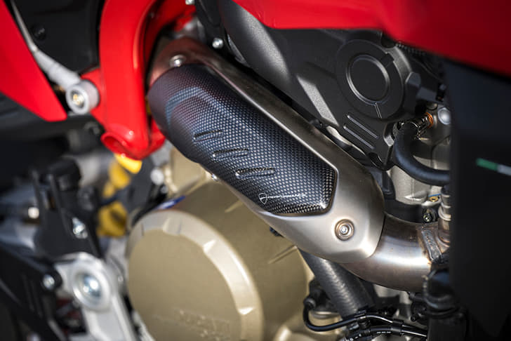 Exhaust Pipes