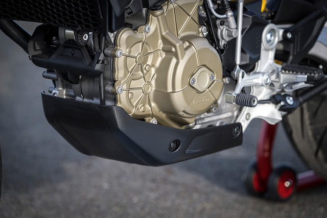 Engine Shot Right