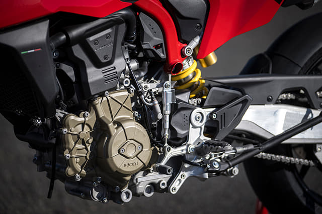 Engine Shot Right