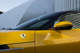 Ferrari 12cilindri Color Yellow