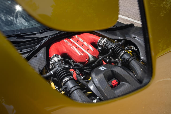 Ferrari 12cilindri Color Yellow