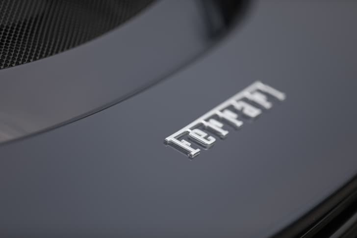 Ferrari 296 Gtb Front Logo