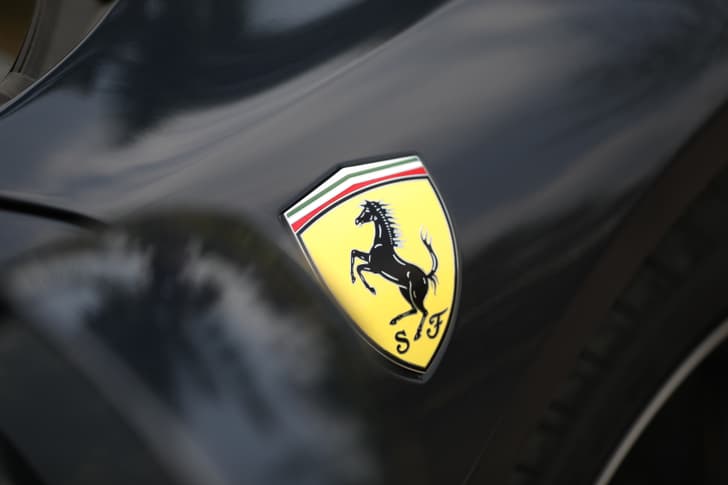 Ferrari 296 Gtb Front Logo