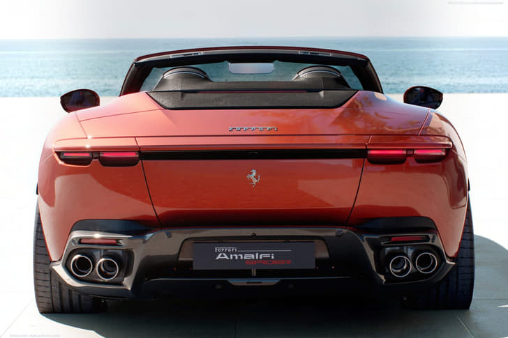 Ferrari Amalfi Spider Front Row Seats