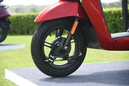 Hero Motocorp Destini 125 Color Red