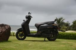 Hero Motocorp Destini 125 Color Black