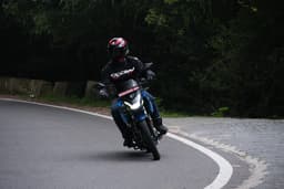 Hero Motocorp Glamour X Front Left Three Quarter