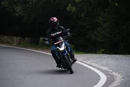 Hero Motocorp Glamour X Front Left Three Quarter